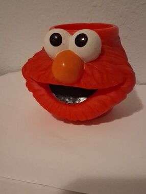 Vintage Applause Plastic Red Sesame Street Elmo Cup Holder